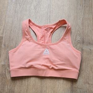 Reebok Sports Bra Mesh Panel Removable Cups Medium support Peach Sz XS